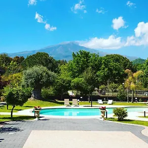 Bed & Breakfast Blanc Maison Etna Relais & Charme, Nicolosi